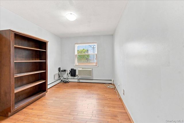 5 Stanton Court, Bronx, NY 10473