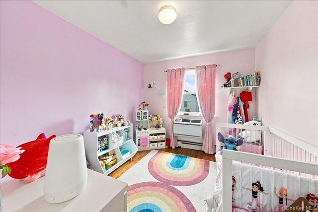 5 Stanton Court, Bronx, NY 10473