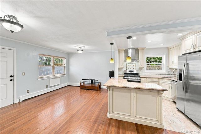 5 Stanton Court, Bronx, NY 10473