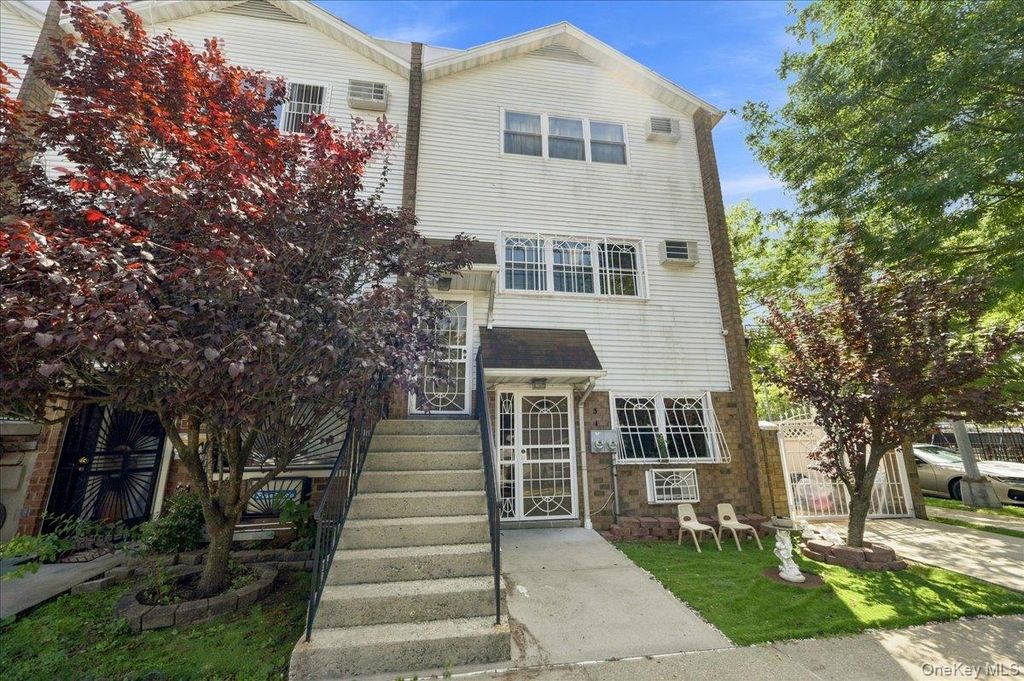 5 Stanton Court, Bronx, NY 10473 — exterior