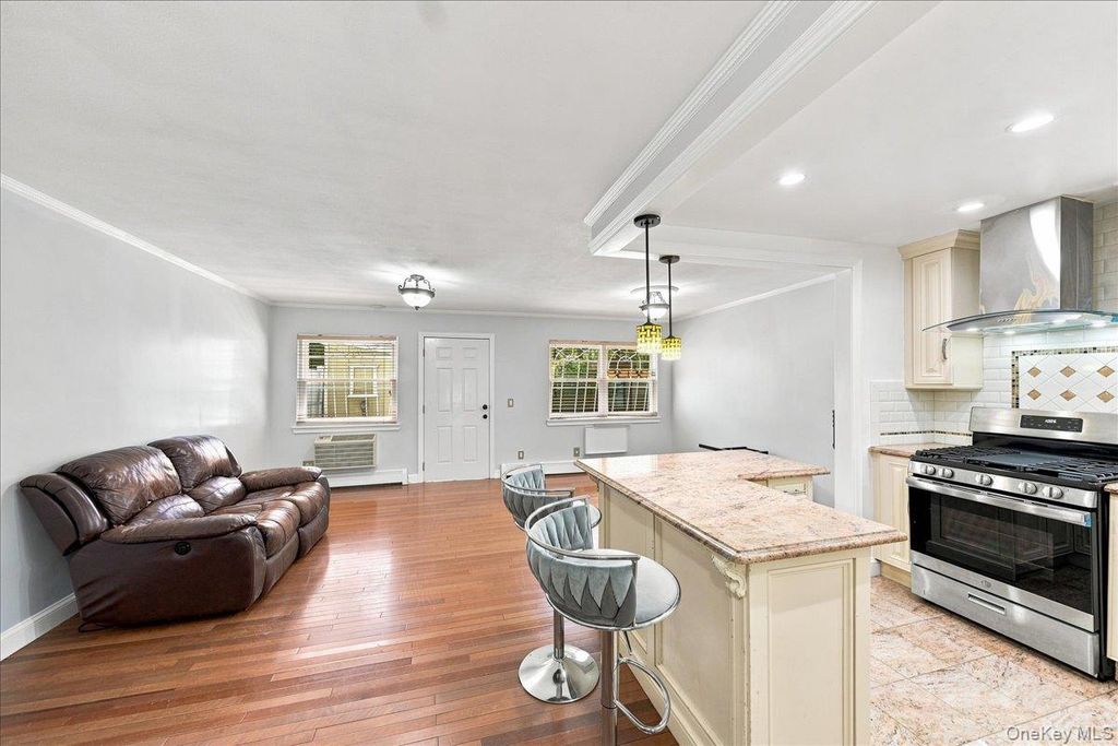 5 Stanton Court, Bronx, NY 10473 — photo 5