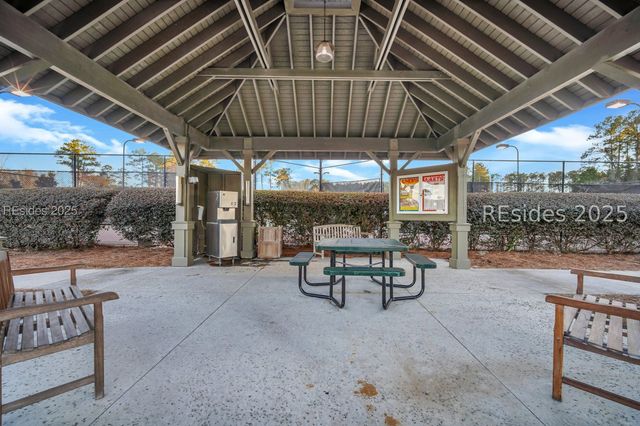 69 Glencairn Ave, Bluffton, SC 29910