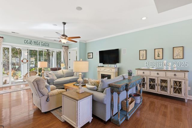 69 Glencairn Ave, Bluffton, SC 29910