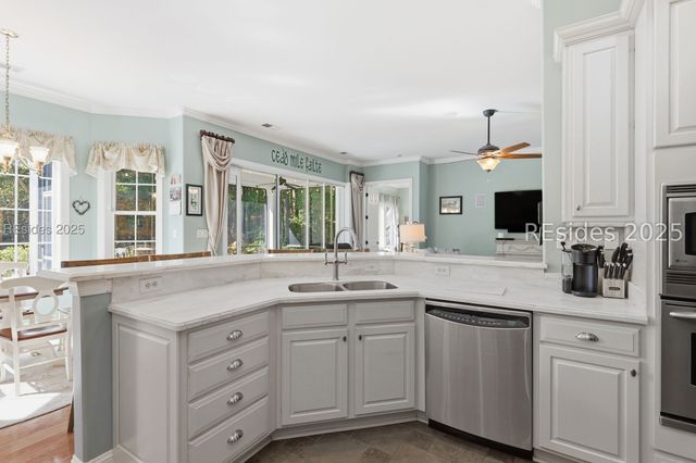 69 Glencairn Ave, Bluffton, SC 29910