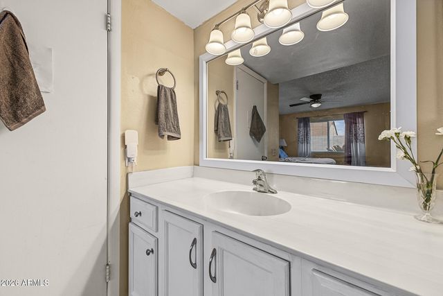 3214 W MOHAWK Lane, Phoenix, AZ 85027