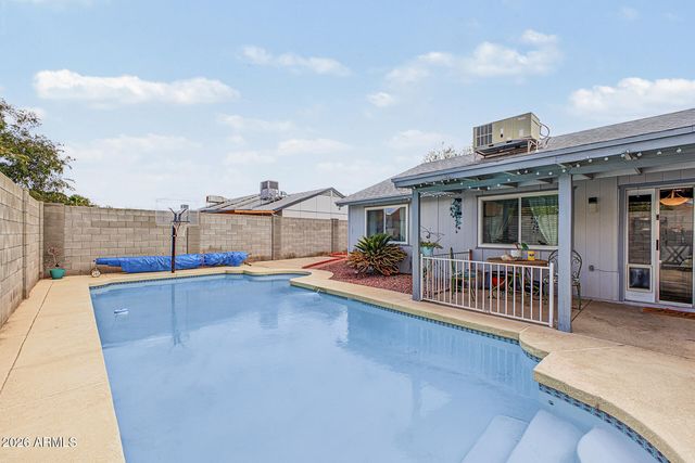 3214 W MOHAWK Lane, Phoenix, AZ 85027