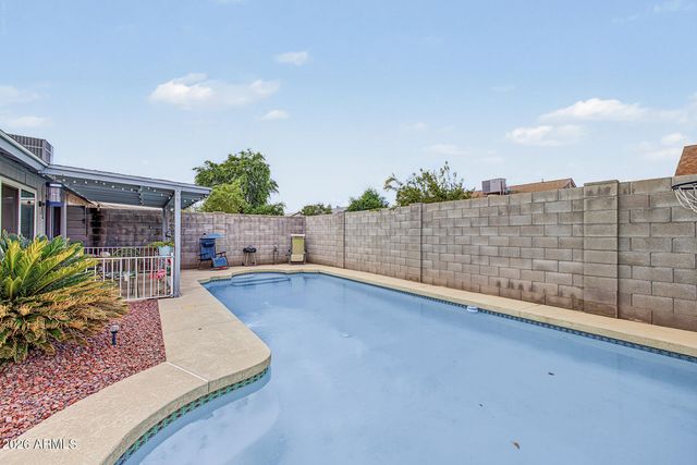 3214 W MOHAWK Lane, Phoenix, AZ 85027
