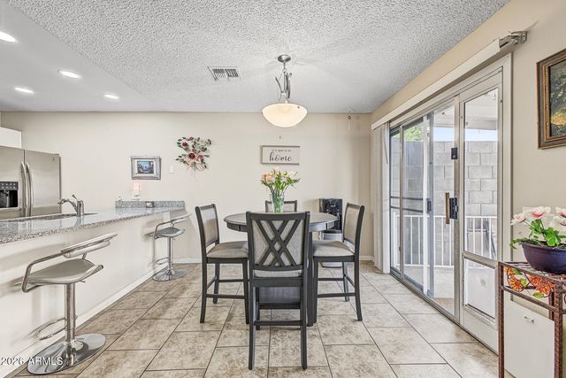 3214 W MOHAWK Lane, Phoenix, AZ 85027