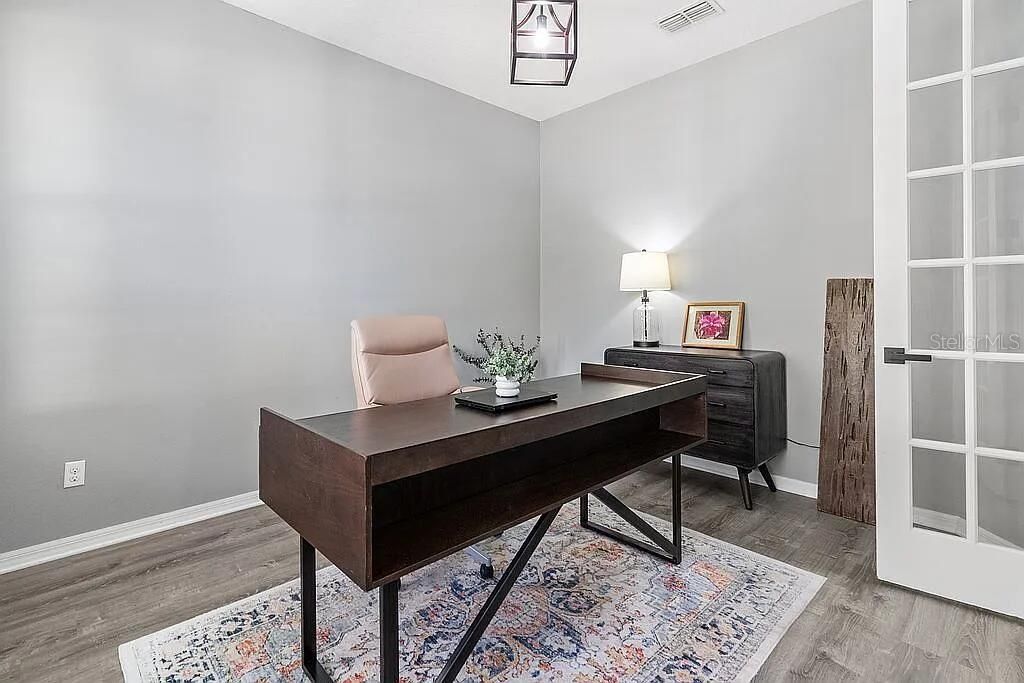 Image 11 of property listing at 2254 OSPREY WOODS CIRCLE, Orlando, FL 32820