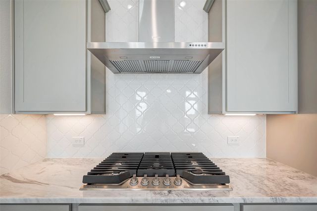 3007 Golden Isle Drive, Texas City, TX 77568