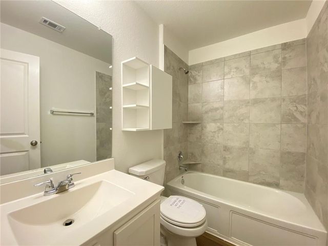 529 Greatest Gift WAY, Jarrell, TX 76537