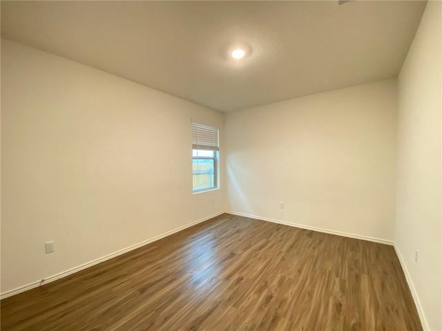 529 Greatest Gift WAY, Jarrell, TX 76537