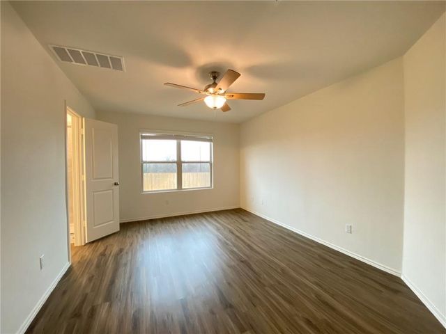 529 Greatest Gift WAY, Jarrell, TX 76537