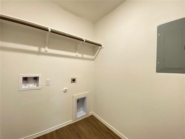 529 Greatest Gift WAY, Jarrell, TX 76537