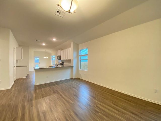 529 Greatest Gift WAY, Jarrell, TX 76537