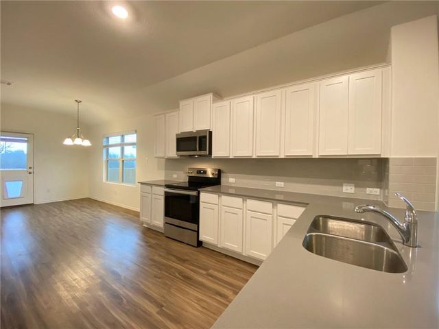 529 Greatest Gift WAY, Jarrell, TX 76537