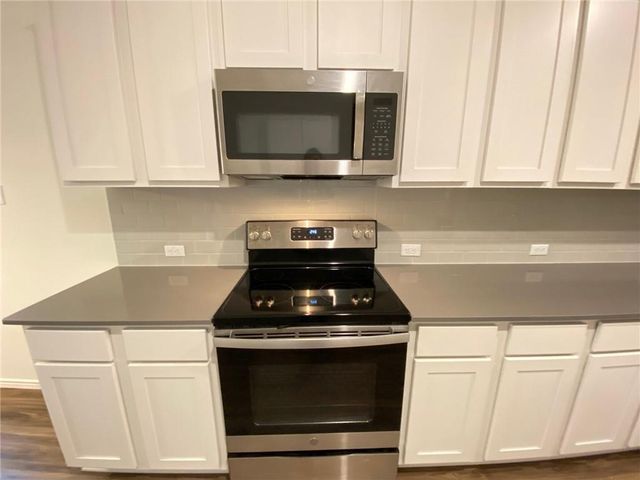 529 Greatest Gift WAY, Jarrell, TX 76537