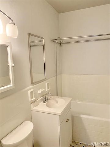 364 Fargo Avenue 2, Buffalo, NY 14213