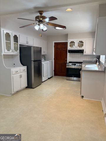 218 Flora Avenue SE, Rome, GA 30161
