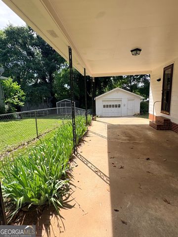 218 Flora Avenue SE, Rome, GA 30161