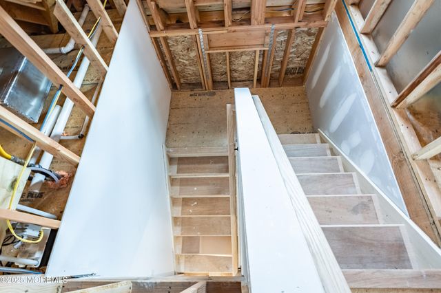 11 Maplewood Avenue, Rumson, NJ 07760