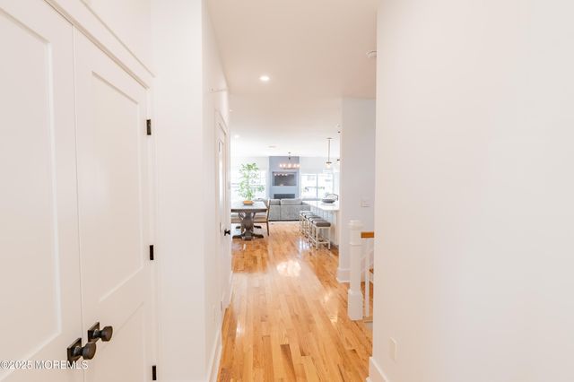 11 Maplewood Avenue, Rumson, NJ 07760