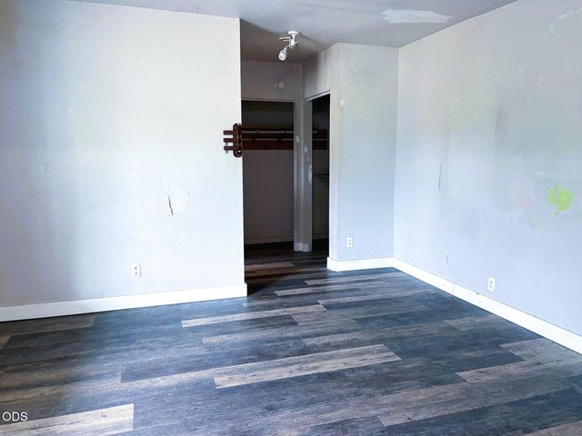 1231 NE A Street, Grants Pass, OR 97526