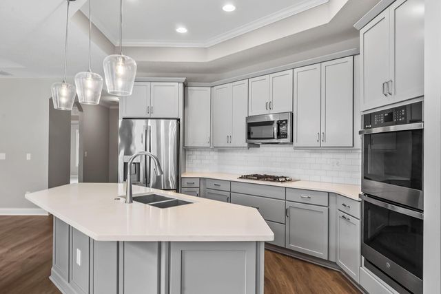 328 Restoration Drive, Delaware, OH 43015