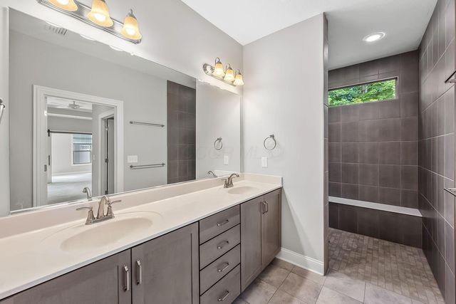 328 Restoration Drive, Delaware, OH 43015