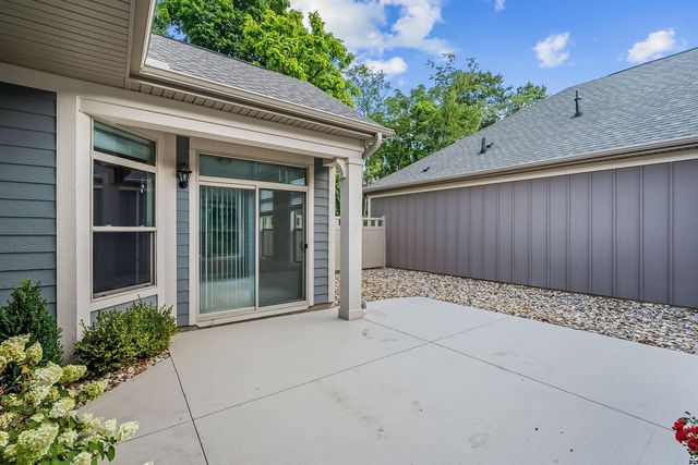328 Restoration Drive, Delaware, OH 43015