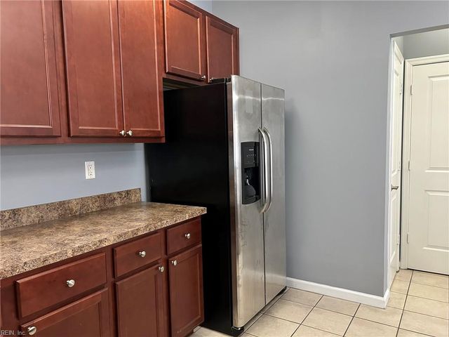 2464 Leytonstone DR, Chesapeake, VA 23321