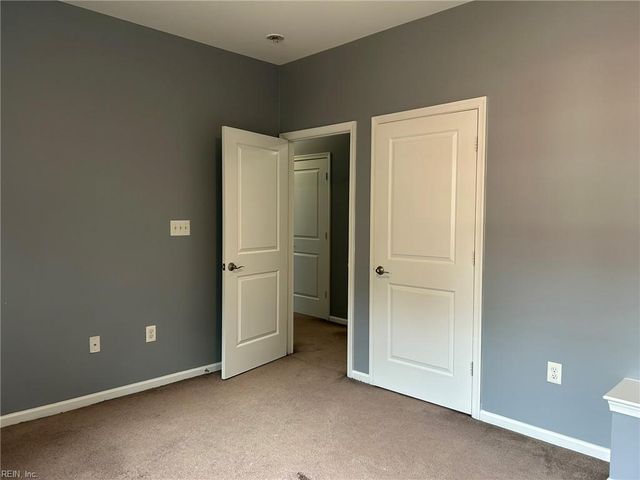 2464 Leytonstone DR, Chesapeake, VA 23321