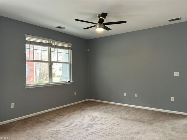 2464 Leytonstone DR, Chesapeake, VA 23321