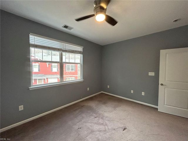 2464 Leytonstone DR, Chesapeake, VA 23321