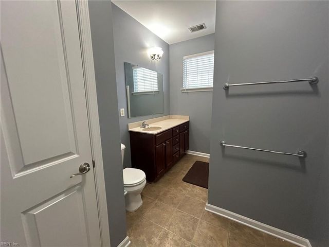 2464 Leytonstone DR, Chesapeake, VA 23321