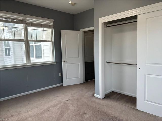 2464 Leytonstone DR, Chesapeake, VA 23321