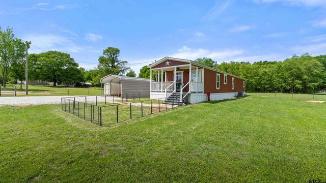 6642 US Highway 67 W, Omaha, TX 75571