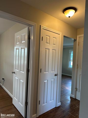 6421 Weddel Street, Taylor, MI 48180
