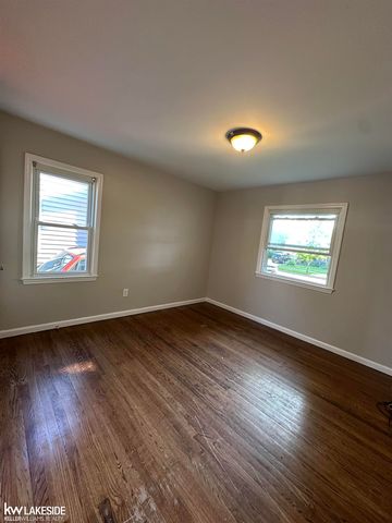 6421 Weddel Street, Taylor, MI 48180