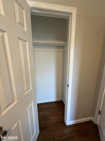 6421 Weddel Street, Taylor, MI 48180