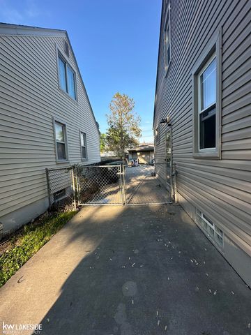 6421 Weddel Street, Taylor, MI 48180
