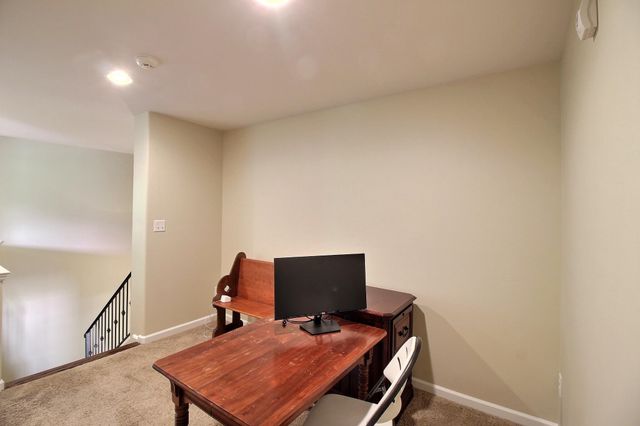 4484 CHESTNUT HILL DR, Collierville, TN 38017