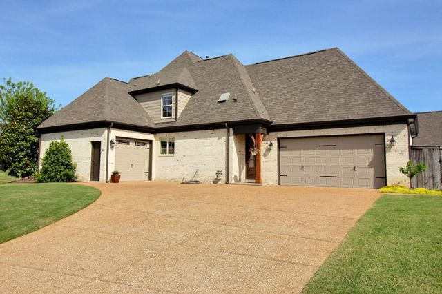 4484 CHESTNUT HILL DR, Collierville, TN 38017