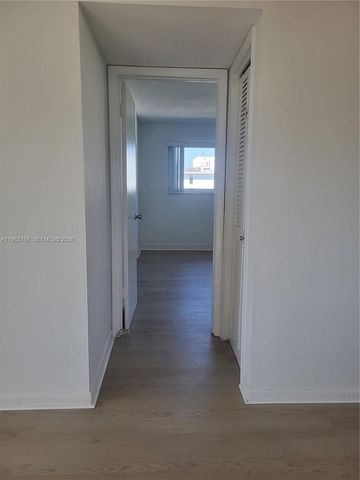 1020 94th St 503, Bay Harbor Islands, FL 33154