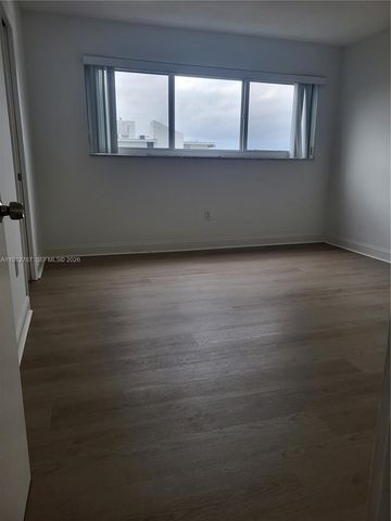 1020 94th St 503, Bay Harbor Islands, FL 33154