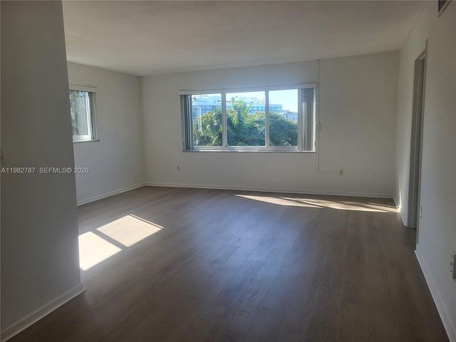 1020 94th St 503, Bay Harbor Islands, FL 33154