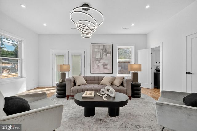 1923 JACKSON ST NE, Washington, DC 20018