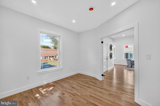 1923 JACKSON ST NE, Washington, DC 20018