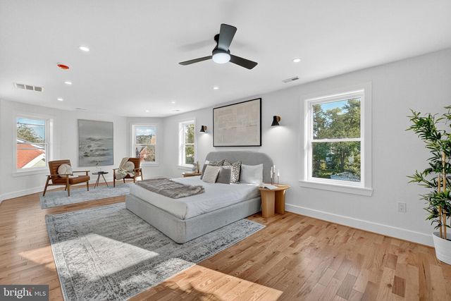 1923 JACKSON ST NE, Washington, DC 20018