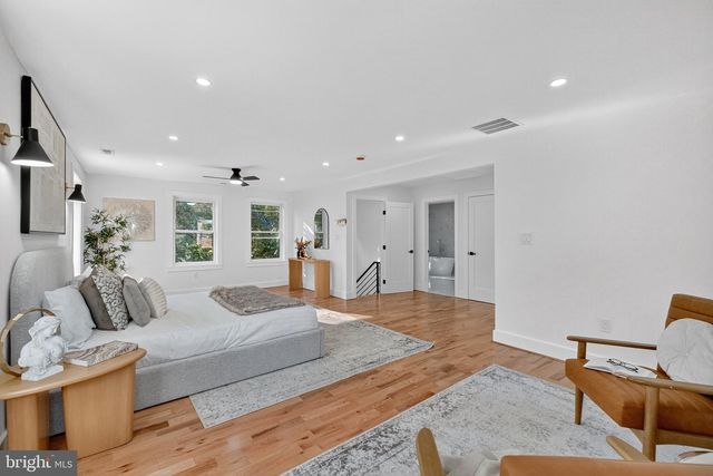 1923 JACKSON ST NE, Washington, DC 20018